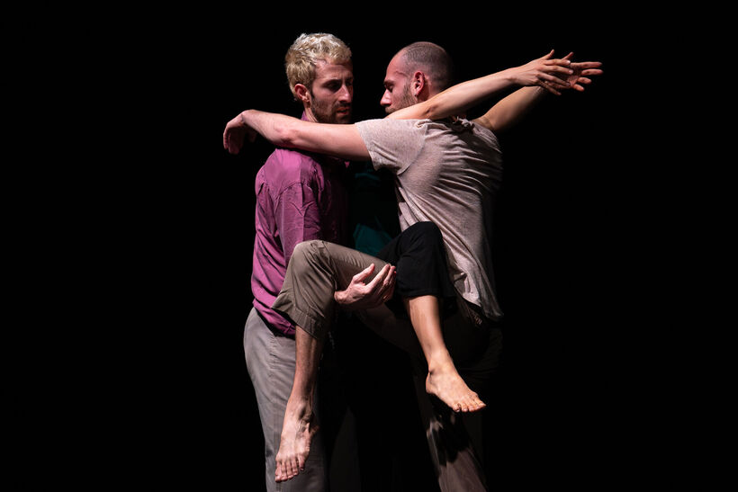 Sonate Bach. Di fronte al dolore degli altri by Virgilio Sieni. Courtesy of ORBITA|Spellbound Centro Nazionale di Produzione della Danza. Photo: Giuseppe Follacchio.